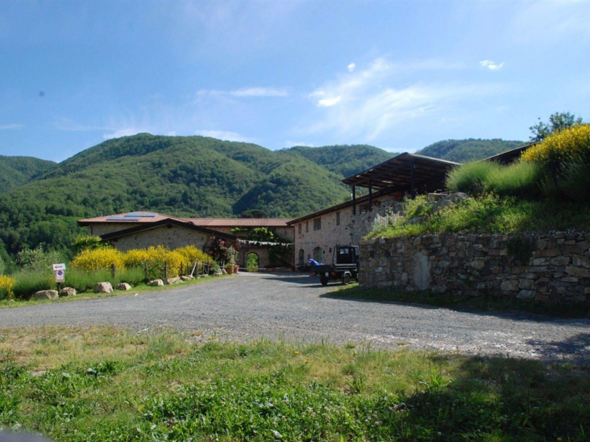 Filattiera Hotel Podere Conti מראה חיצוני תמונה